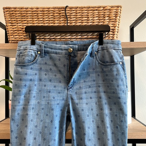 Chico's High-Rise The So Slimming Girlfriend Slim Leg Crop Polka Dot Jean, 12 - Picture 6 of 10